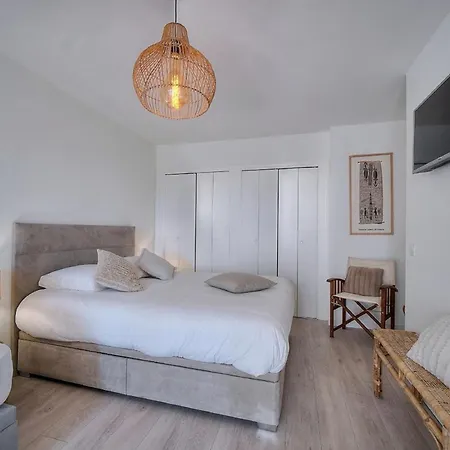 A2b232 Bel Vue Et Proche Appartement Cannes